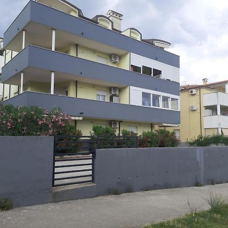 Apartman Sky Πούλα Εξωτερικό φωτογραφία